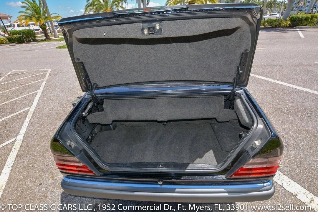 1995 Mercedes-Benz W124 E-Class - Image 5 of 21