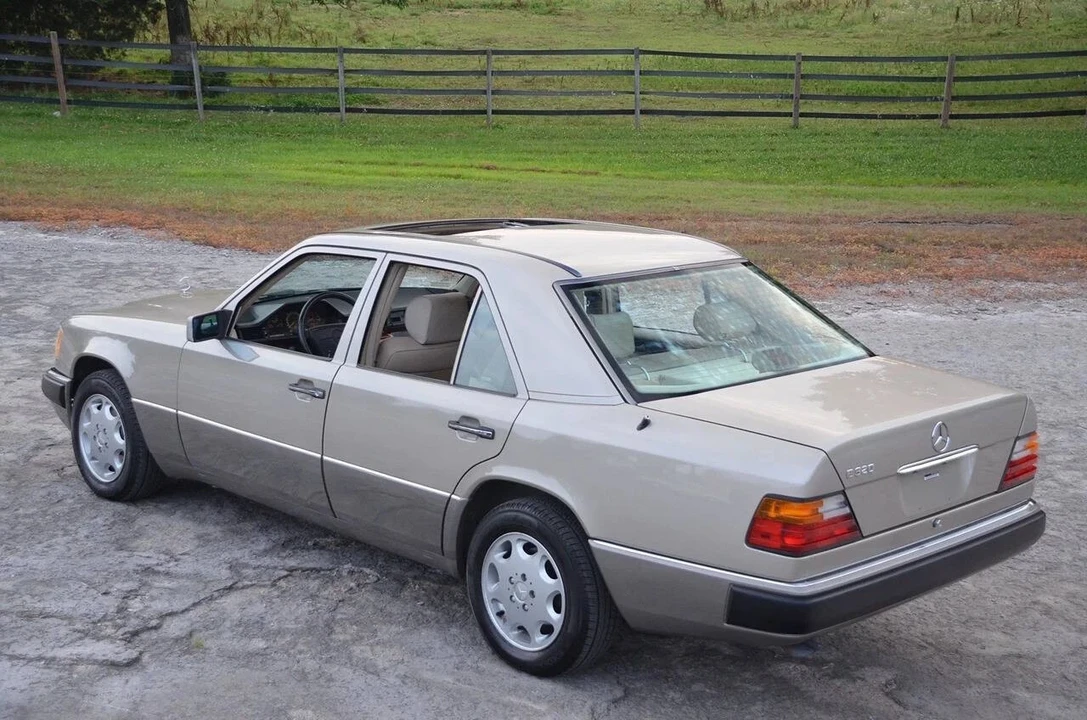 1995 Mercedes-Benz W210 E-Class - Image 5 of 6
