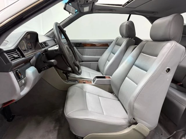1995 Mercedes-Benz W124 E-Class - Image 14 of 21