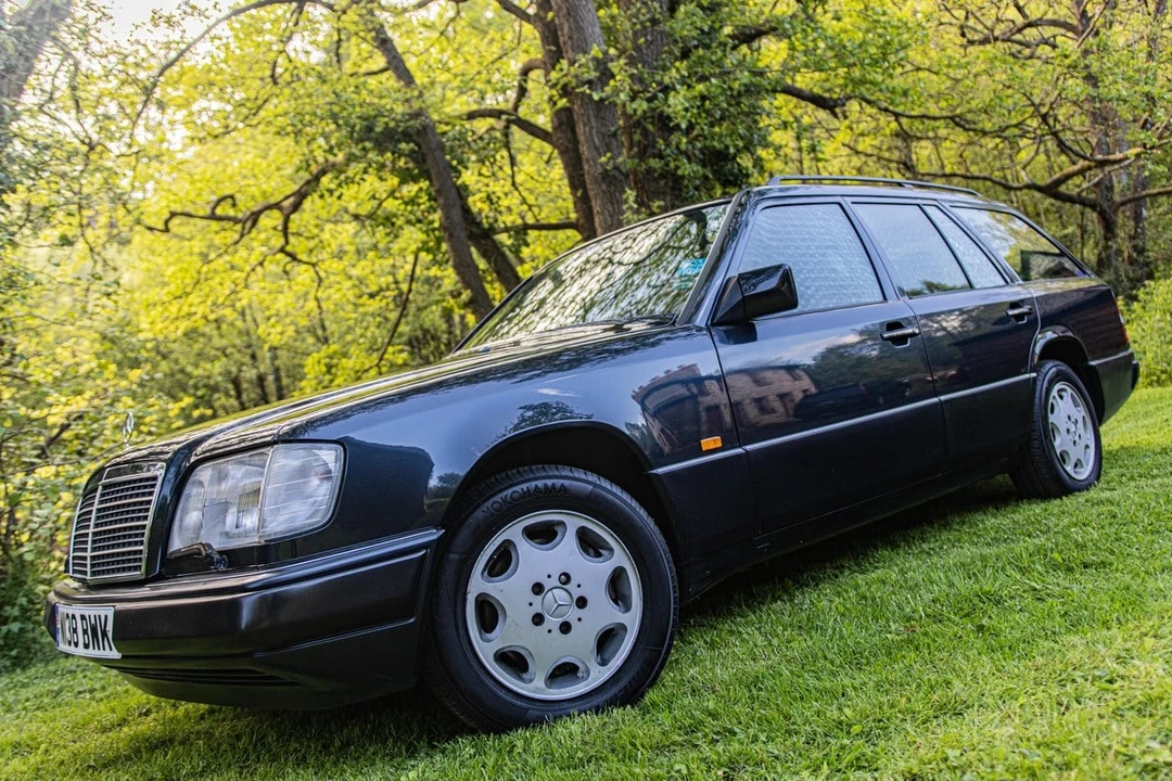 1995 Mercedes-Benz W124 E-Class - Image 6 of 30