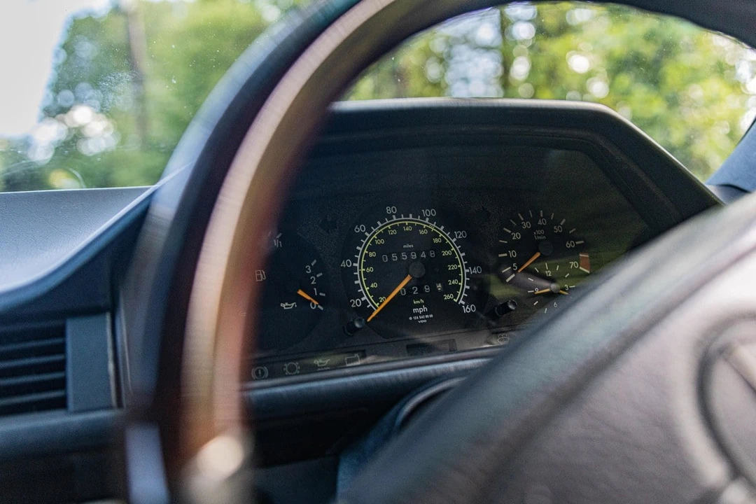 1995 Mercedes-Benz W124 E-Class - Image 19 of 30