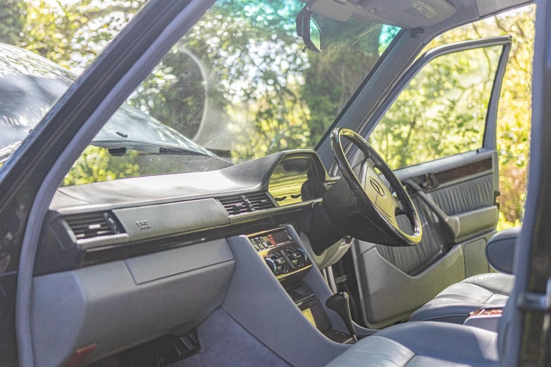 1995 Mercedes-Benz W124 E-Class - Image 30 of 30