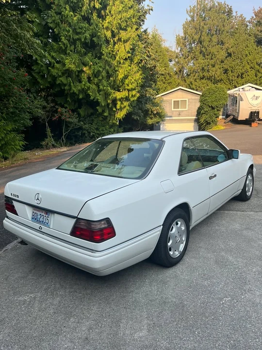 1995 Mercedes-Benz W124 E-Class - Image 5 of 11
