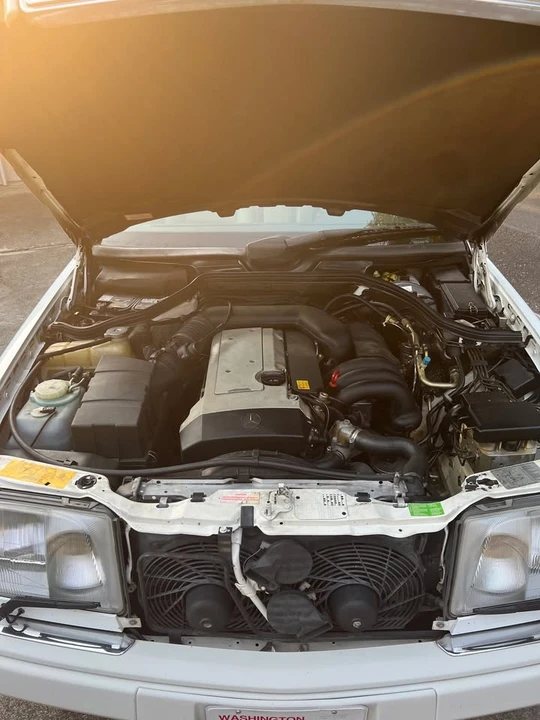 1995 Mercedes-Benz W124 E-Class - Image 8 of 11