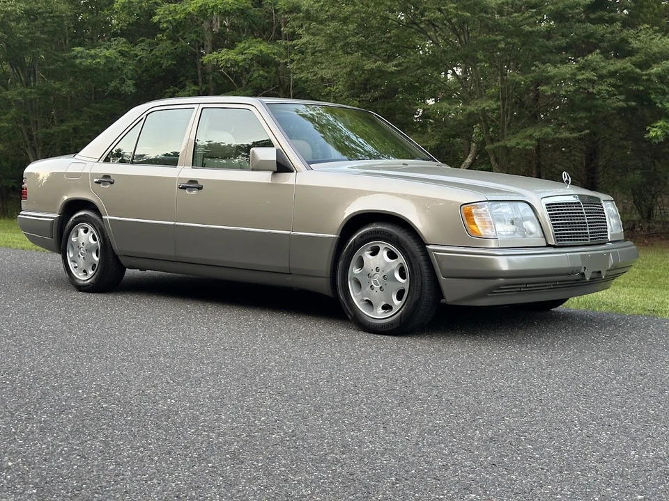 1995 Mercedes-Benz W124 E-Class - Image 7 of 31
