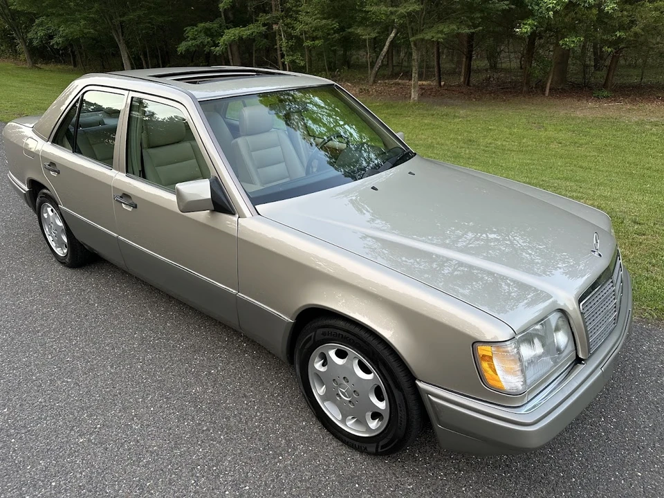 1995 Mercedes-Benz W124 E-Class - Image 23 of 31