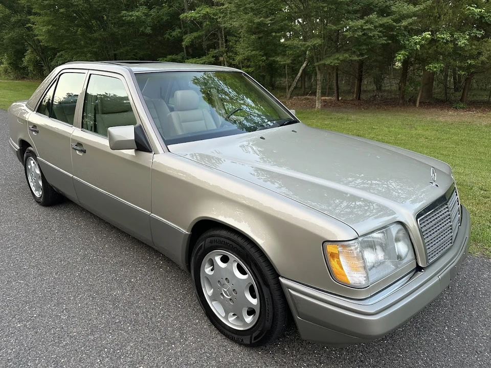 1995 Mercedes-Benz W124 E-Class - Image 24 of 31