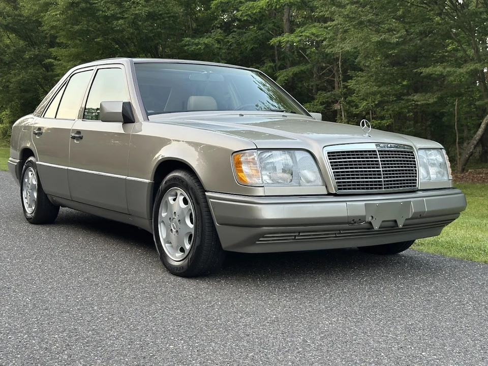 1995 Mercedes-Benz W124 E-Class - Image 6 of 31