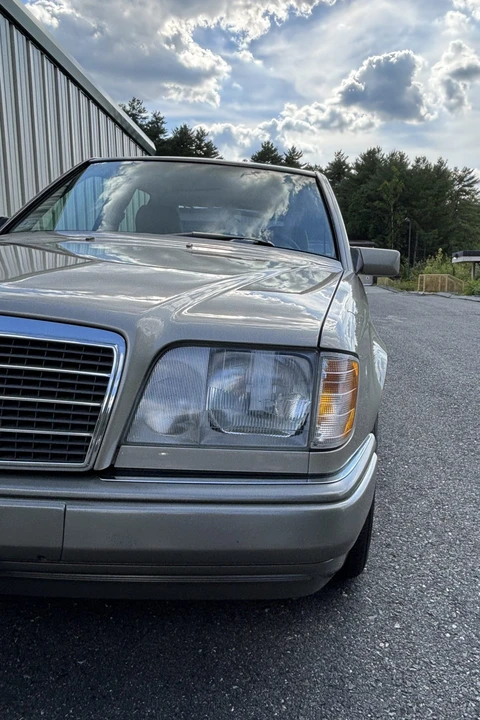 1995 Mercedes-Benz W124 E-Class - Image 28 of 31