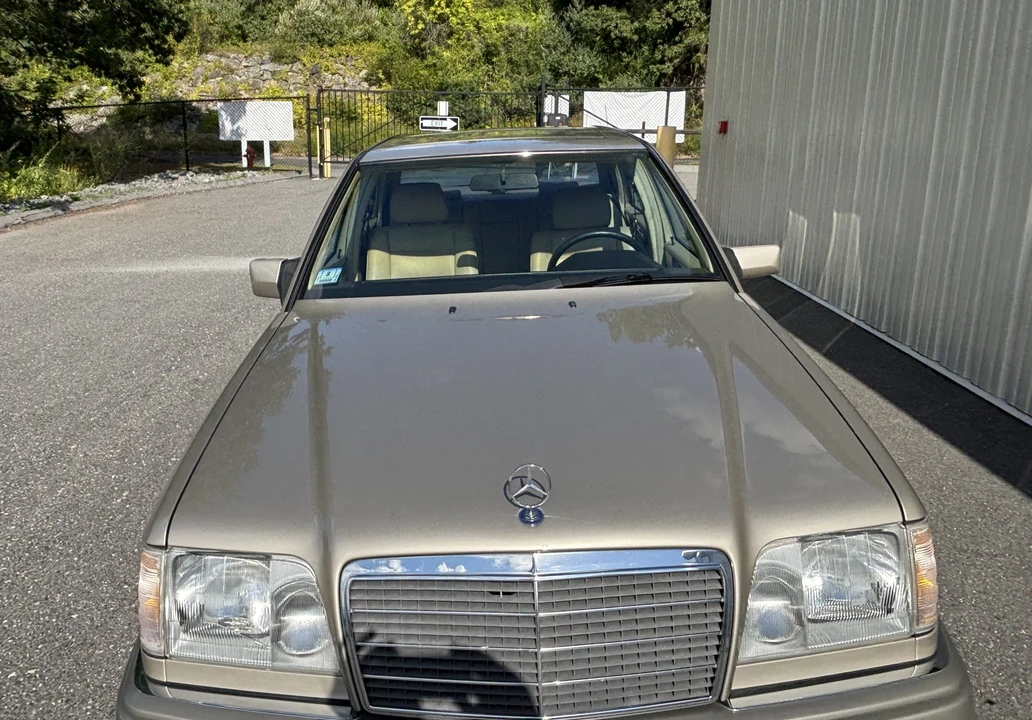 1995 Mercedes-Benz W124 E-Class - Image 6 of 31