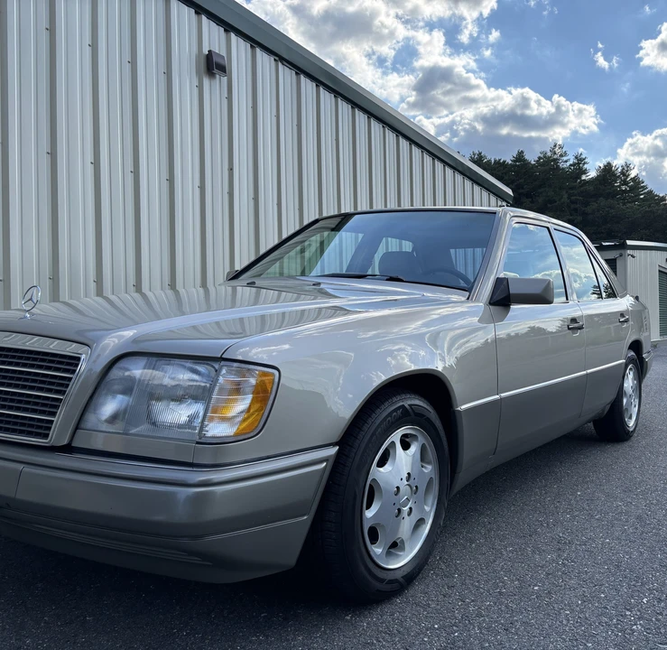 1995 Mercedes-Benz W124 E-Class - Image 13 of 31