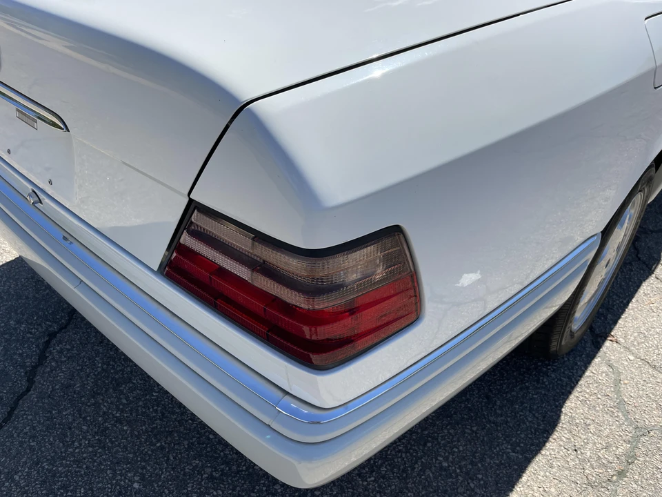 1995 Mercedes-Benz W124 E-Class - Image 27 of 31