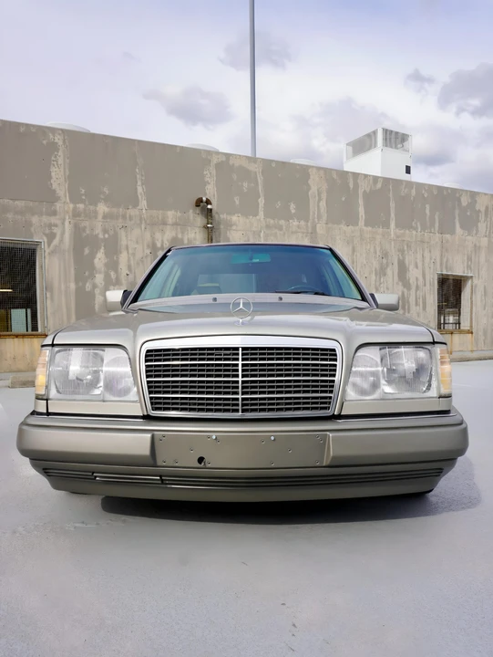 1995 Mercedes-Benz W124 E-Class - Image 11 of 31