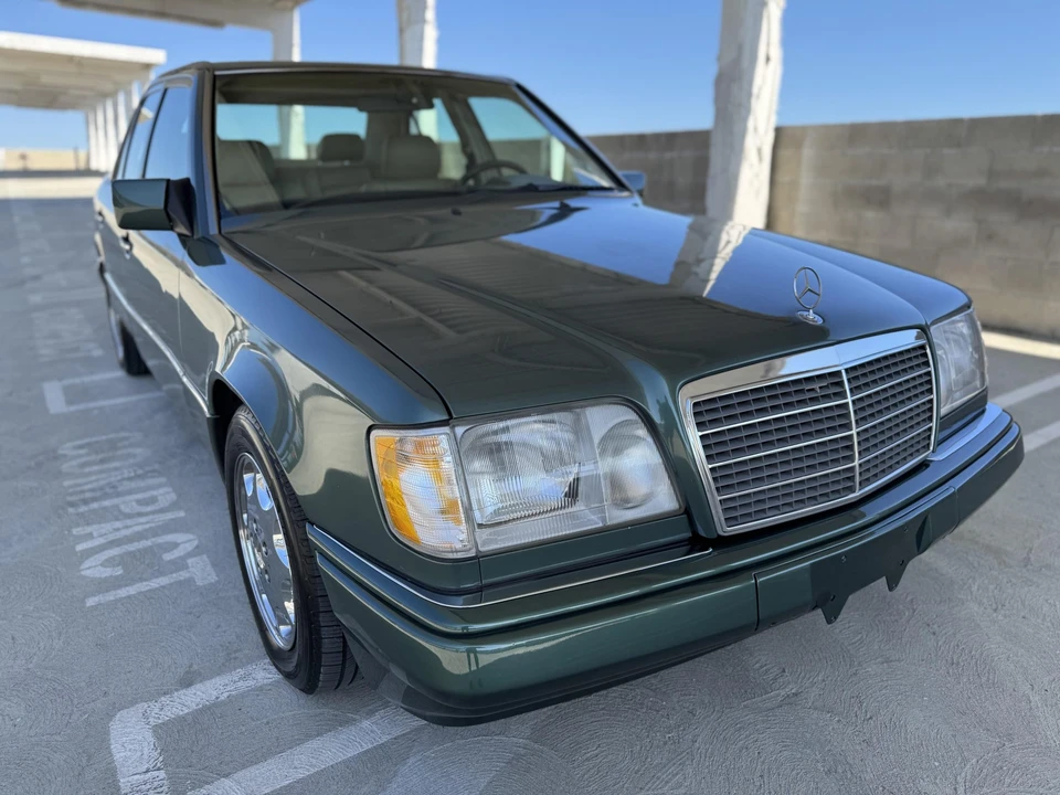 1995 Mercedes-Benz W124 E-Class - Image 16 of 31