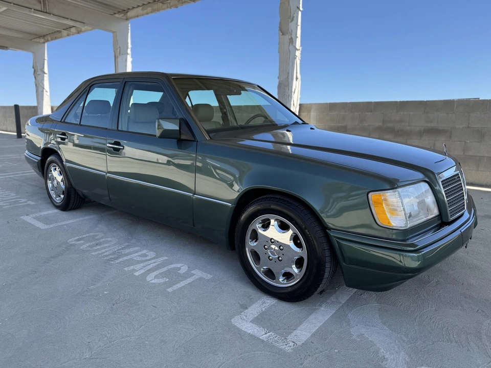 1995 Mercedes-Benz W124 E-Class - Image 21 of 31