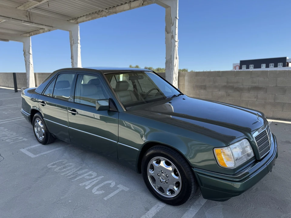 1995 Mercedes-Benz W124 E-Class - Image 22 of 31