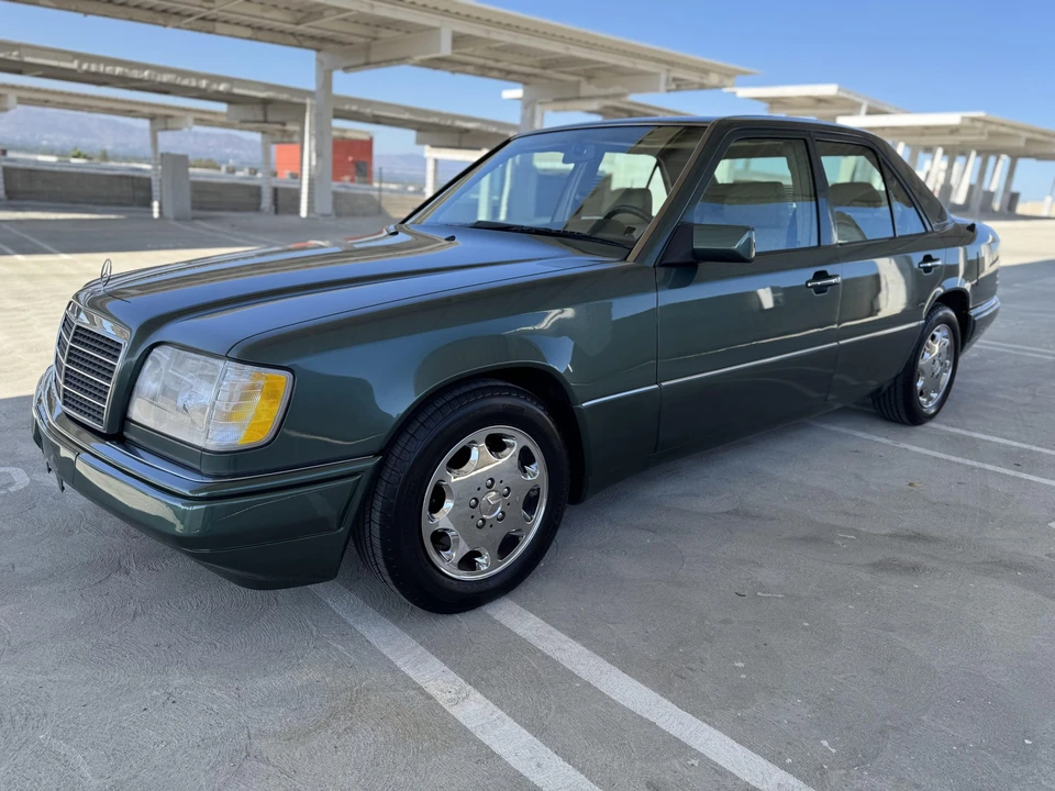 1995 Mercedes-Benz W124 E-Class - Image 7 of 31