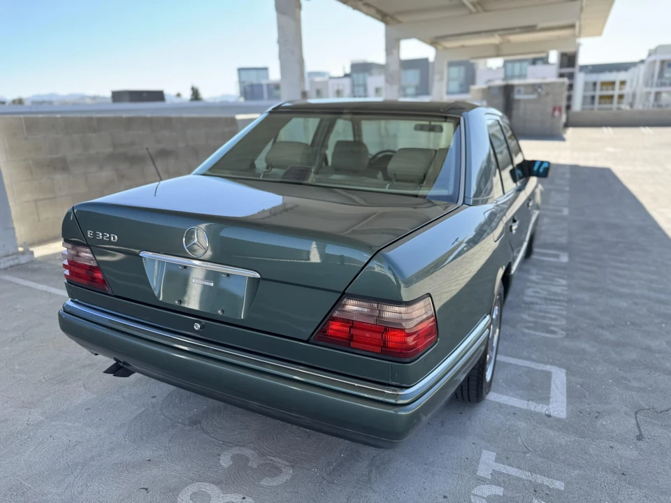 1995 Mercedes-Benz W124 E-Class - Image 27 of 31