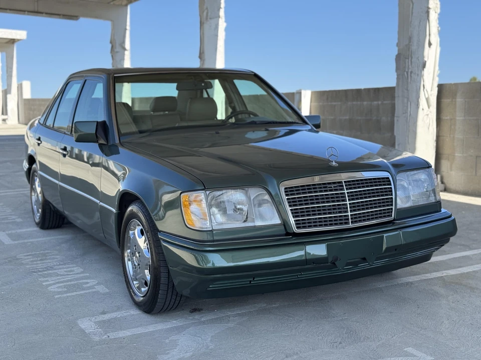 1995 Mercedes-Benz W124 E-Class - Image 18 of 31