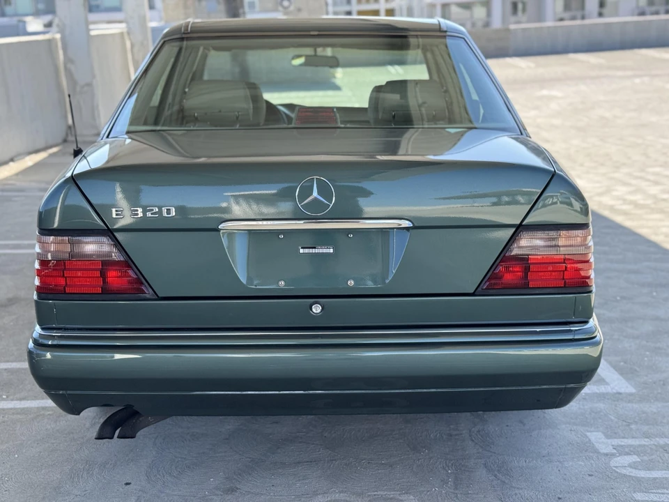 1995 Mercedes-Benz W124 E-Class - Image 30 of 31