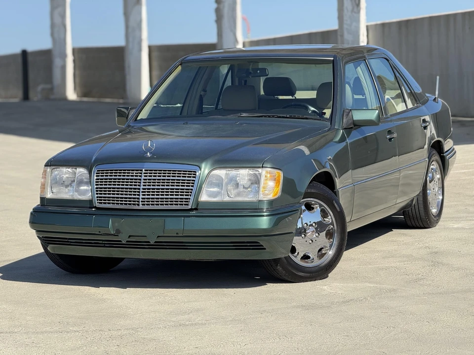 1995 Mercedes-Benz W124 E-Class - Image 3 of 31