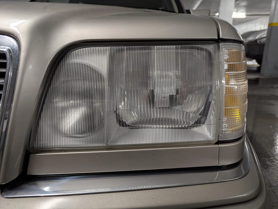 1995 Mercedes-Benz W124 E-Class - Image 16 of 31