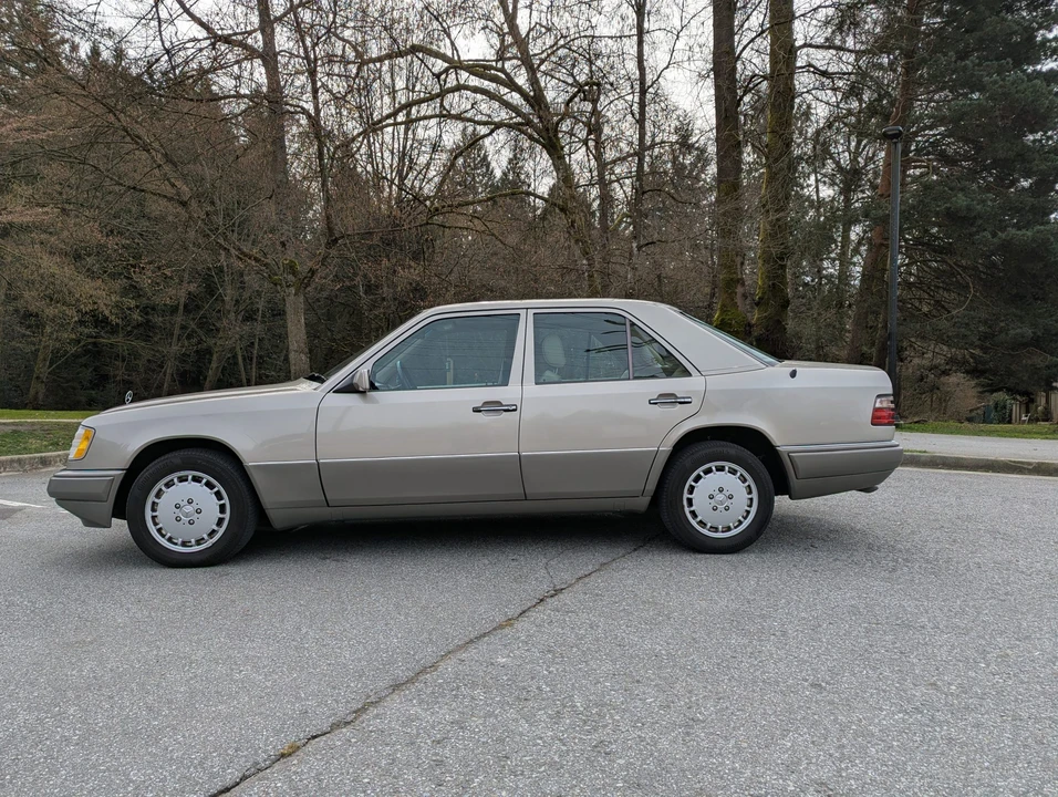 1995 Mercedes-Benz W124 E-Class - Image 5 of 31