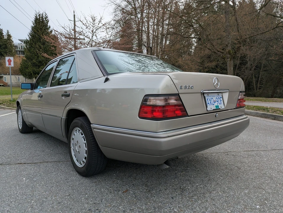1995 Mercedes-Benz W124 E-Class - Image 7 of 31