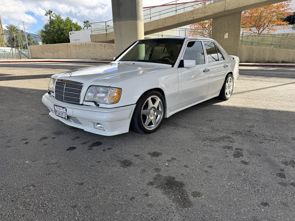 1995 Mercedes-Benz W124 E-Class - Image 11 of 31