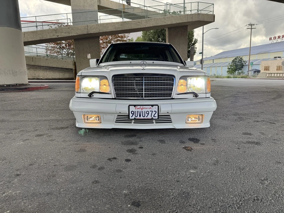1995 Mercedes-Benz W124 E-Class - Image 8 of 31