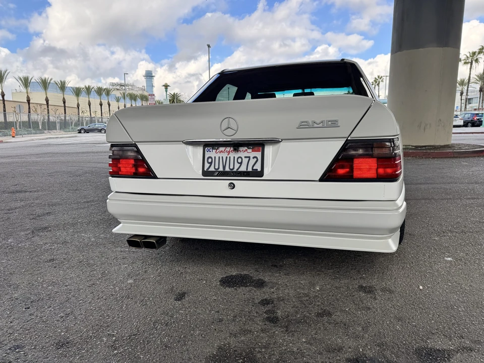 1995 Mercedes-Benz W124 E-Class - Image 15 of 31