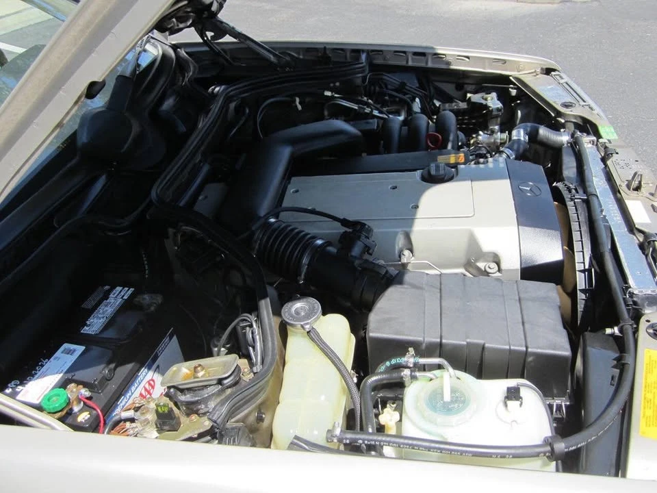 1995 Mercedes-Benz W124 E-Class - Image 17 of 20