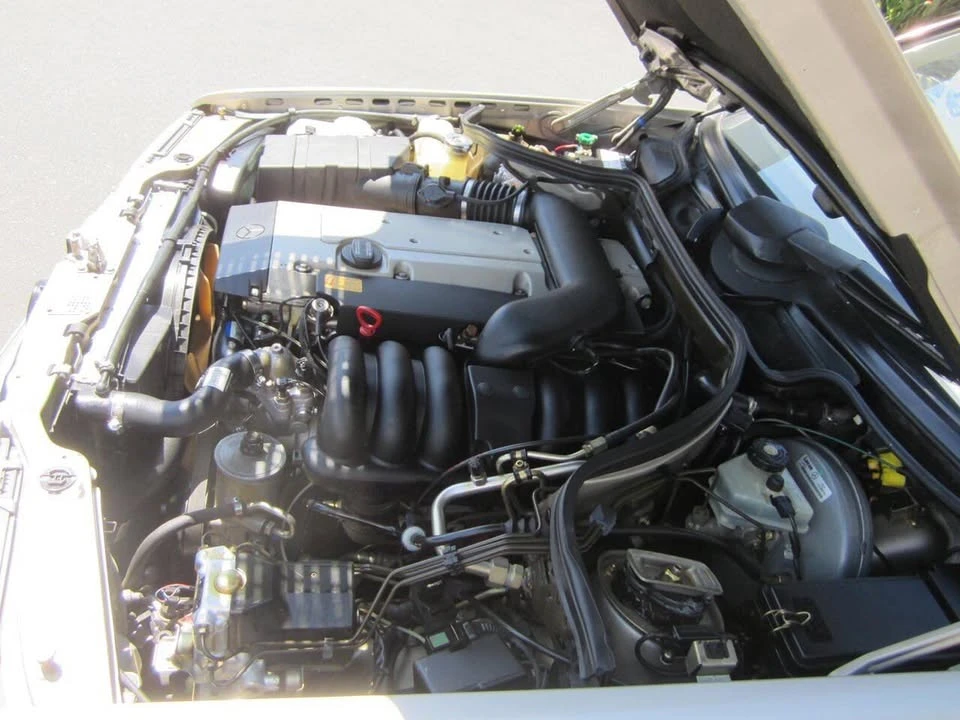 1995 Mercedes-Benz W124 E-Class - Image 16 of 20