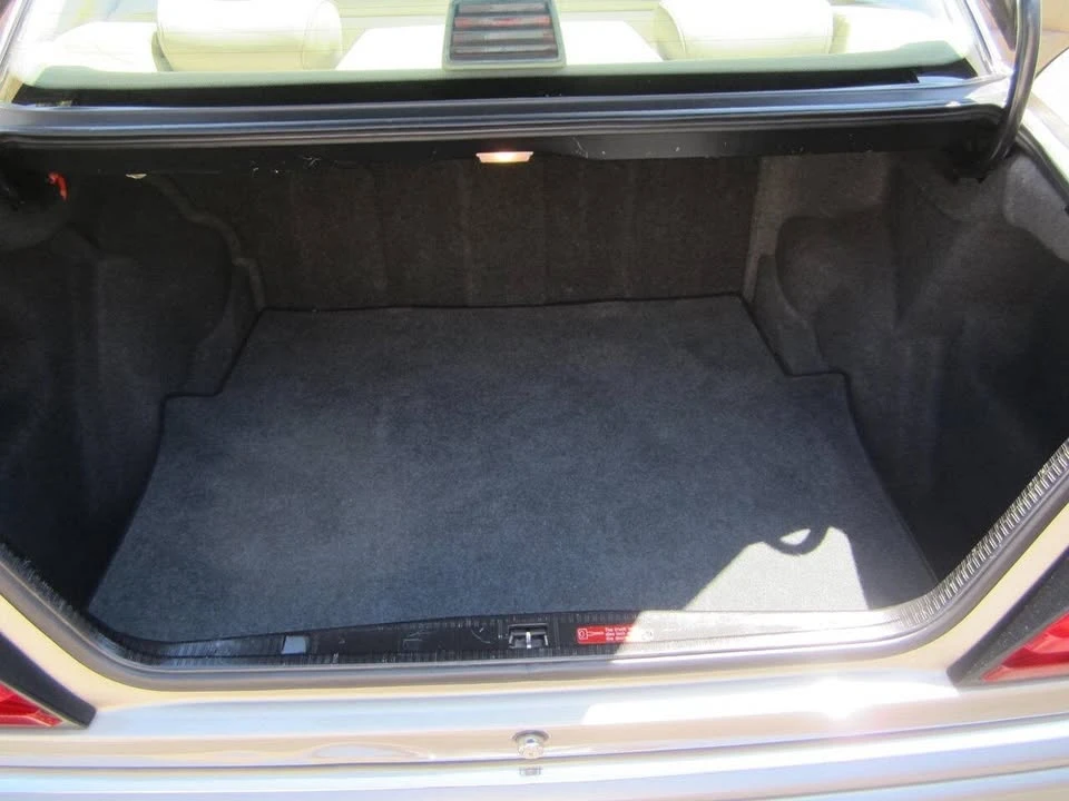 1995 Mercedes-Benz W124 E-Class - Image 11 of 20