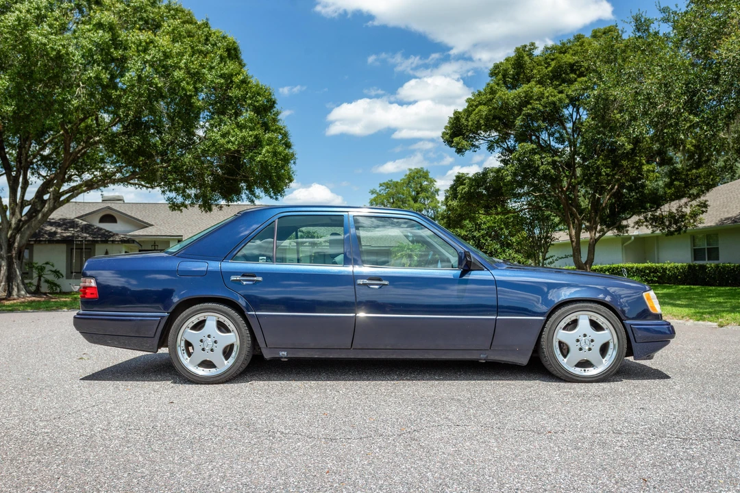 1994 Mercedes-Benz W124 E-Class - Image 3 of 31