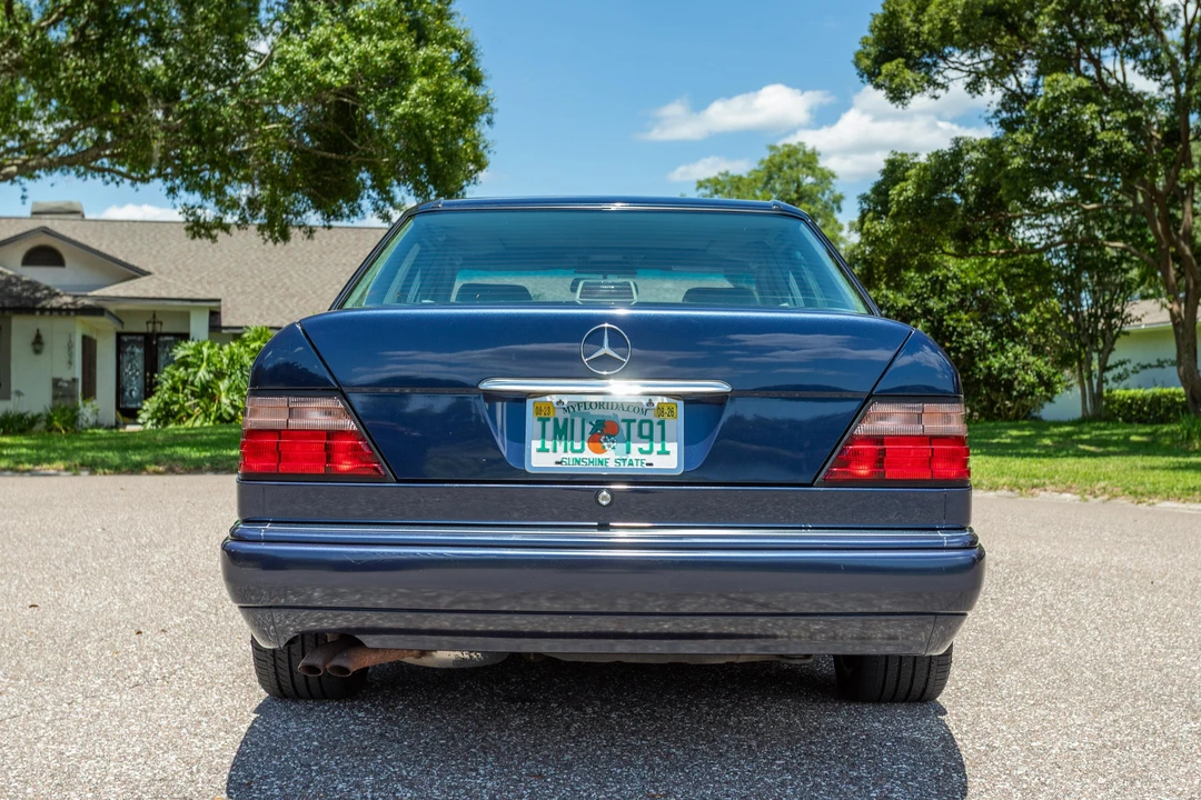 1994 Mercedes-Benz W124 E-Class - Image 5 of 31