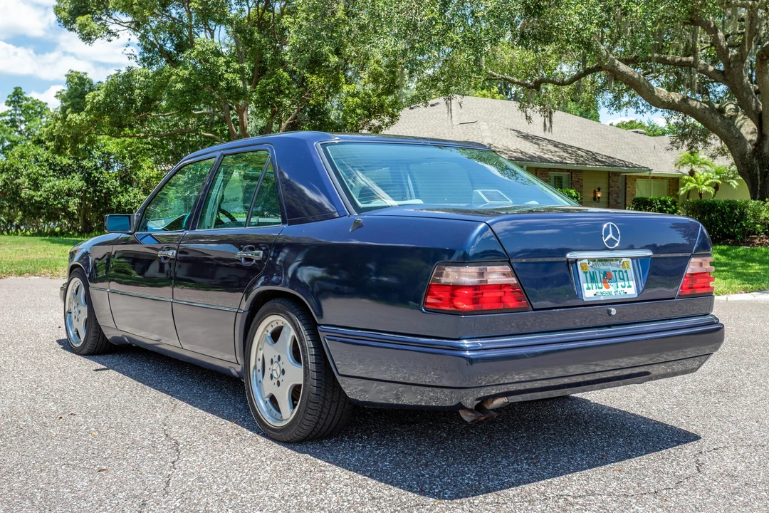 1994 Mercedes-Benz W124 E-Class - Image 4 of 31