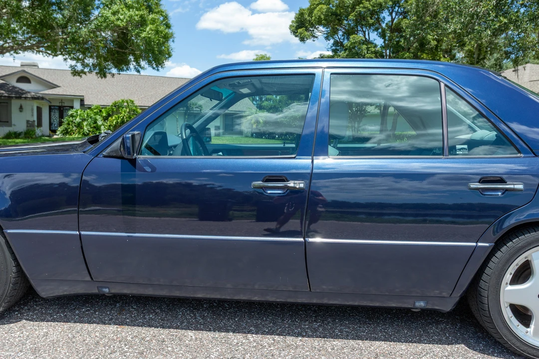 1994 Mercedes-Benz W124 E-Class - Image 28 of 31