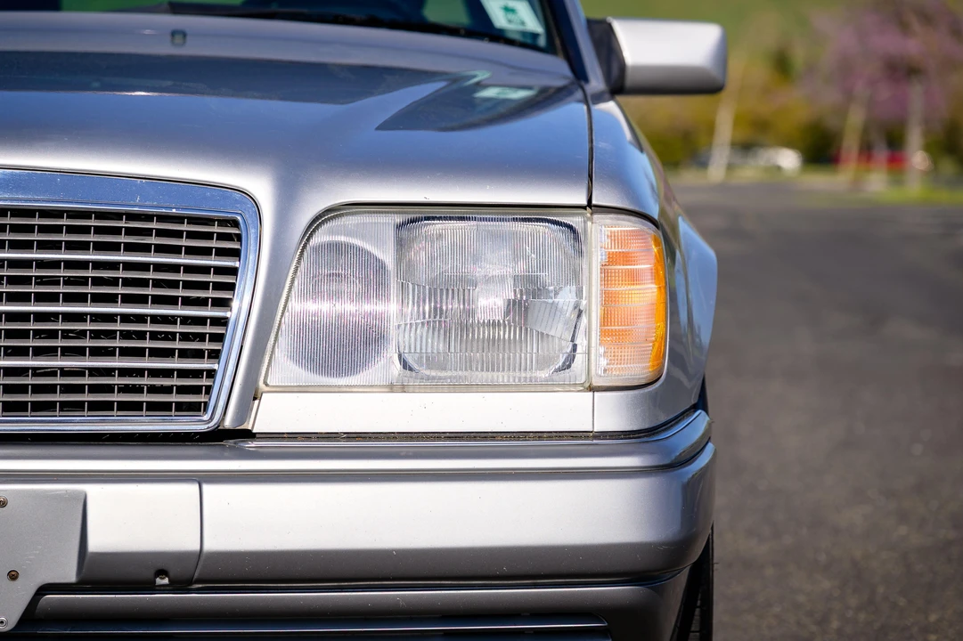 1995 Mercedes-Benz W124 E-Class - Image 14 of 31