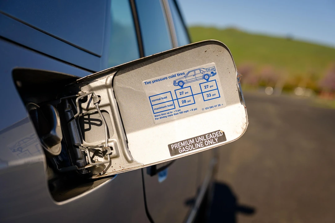1995 Mercedes-Benz W124 E-Class - Image 31 of 31