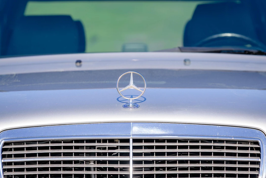 1995 Mercedes-Benz W124 E-Class - Image 12 of 31