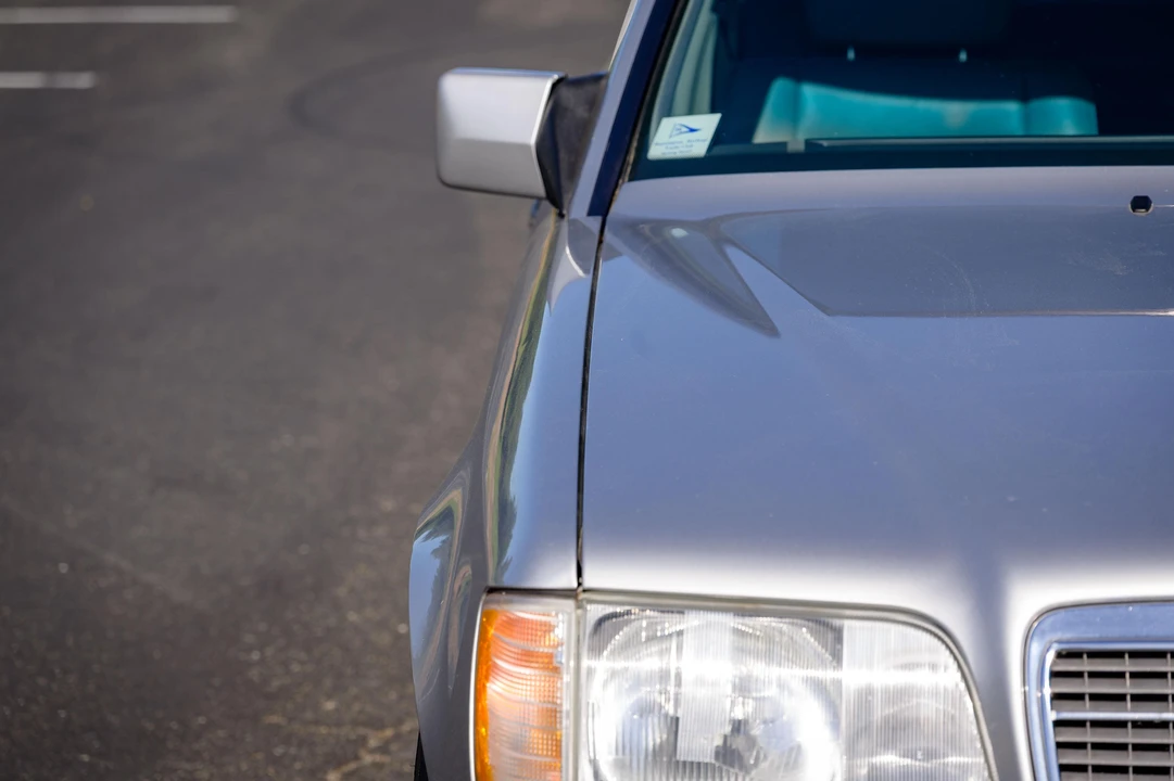 1995 Mercedes-Benz W124 E-Class - Image 9 of 31