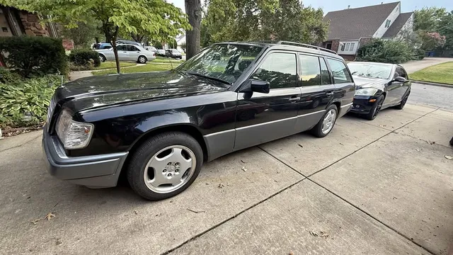 1995 Mercedes-Benz E320 Station Wagon