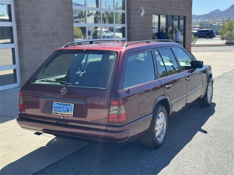 1995 Mercedes-Benz W124 E-Class - Image 5 of 31
