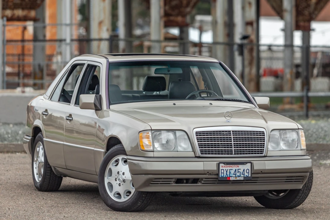 1995 Mercedes-Benz W124 E-Class - Image 28 of 31