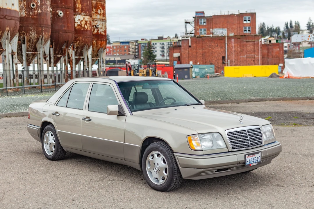 1995 Mercedes-Benz W124 E-Class - Image 23 of 31