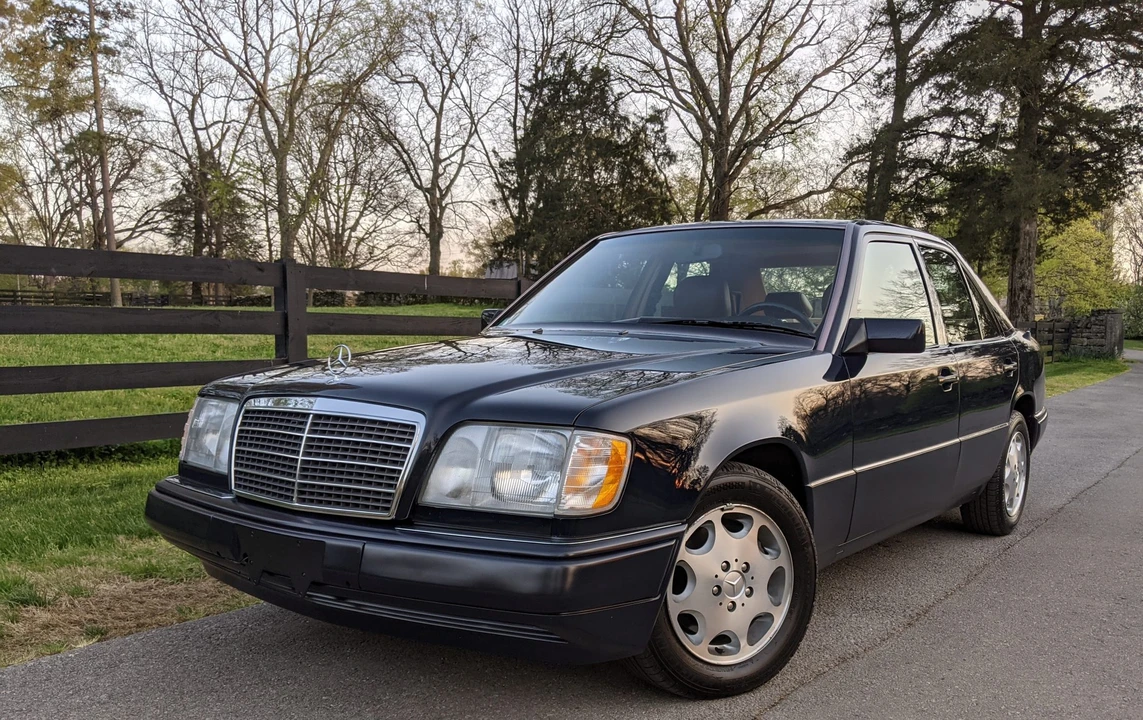 1995 Mercedes-Benz W124 E-Class - Image 18 of 31