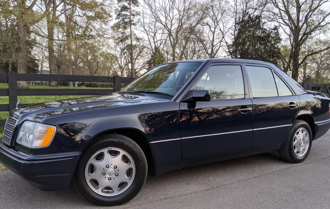 1995 Mercedes-Benz W124 E-Class - Image 15 of 31