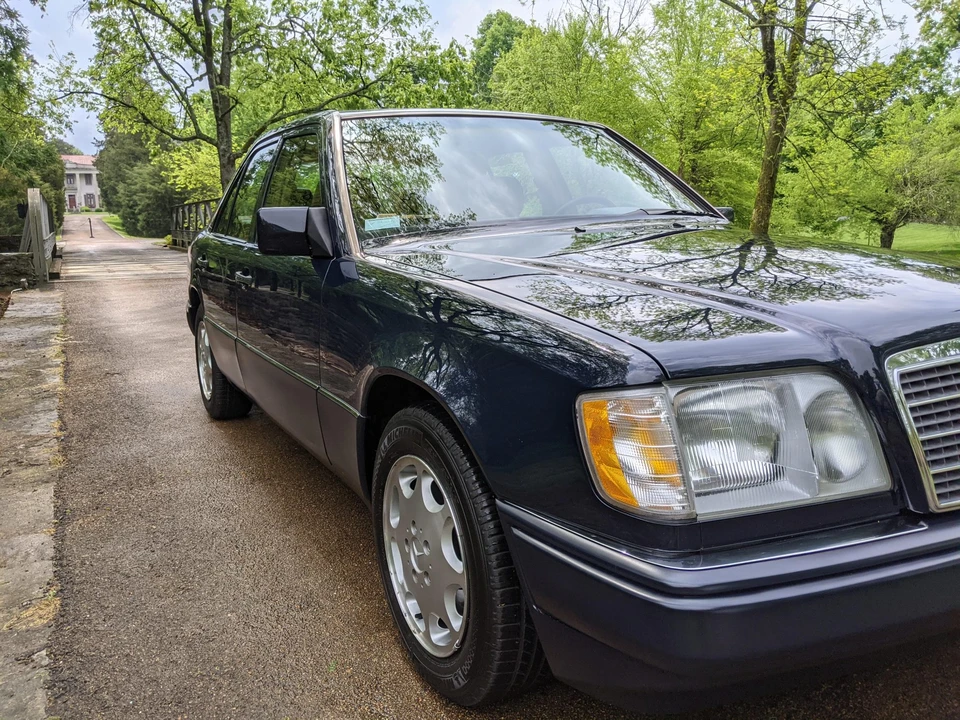 1995 Mercedes-Benz W124 E-Class - Image 19 of 31
