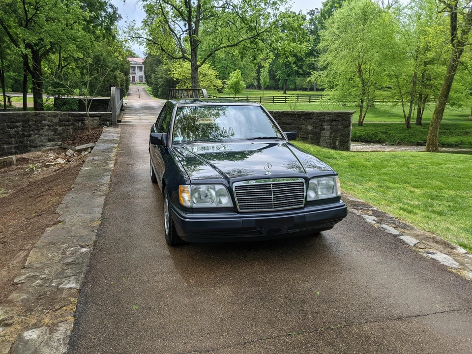 1995 Mercedes-Benz W124 E-Class - Image 5 of 31